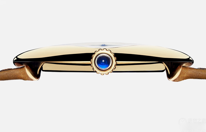 卡地亞鵝卵石造型腕表（圖）