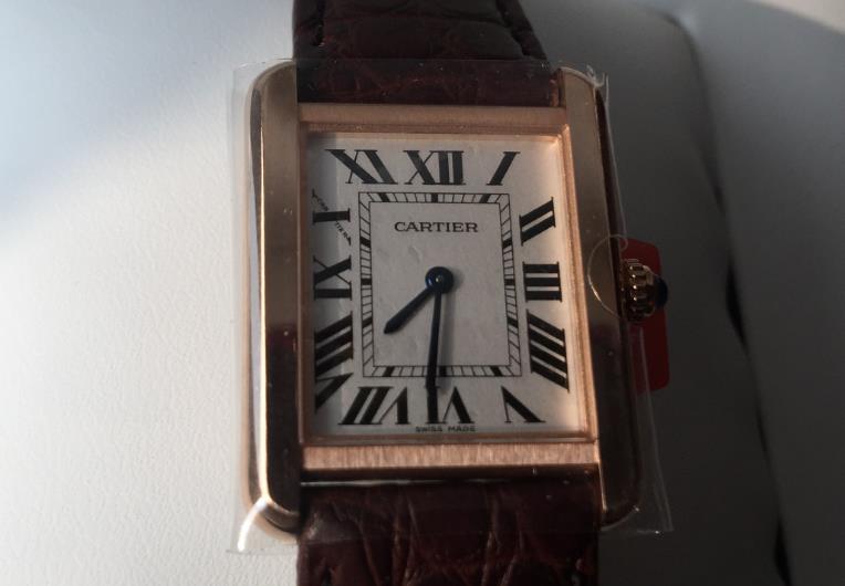 卡地亞手表不走是什么原因？（手表不走）