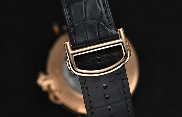 卡地亞腕表金屬表帶意外斷裂？速覽專業(yè)修復(fù)秘籍（圖）