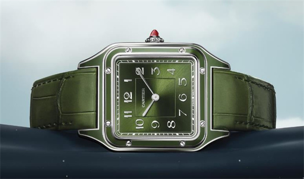卡地亞腕表不慎進水？速學(xué)專業(yè)解決之道，守護您的時間藝術(shù)（圖）