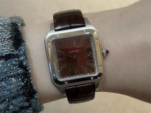 揭秘！卡地亞名表機(jī)芯為何會(huì)生銹？（圖）