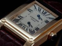 解鎖卡地亞手表進灰處理的秘密技巧，輕松恢復(fù)腕間優(yōu)雅