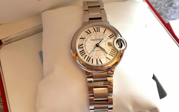 【手表護(hù)理秘籍】卡地亞手表進(jìn)灰，一招教你輕松清潔煥新（圖）